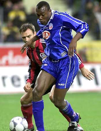 进行深入的 进行深入的